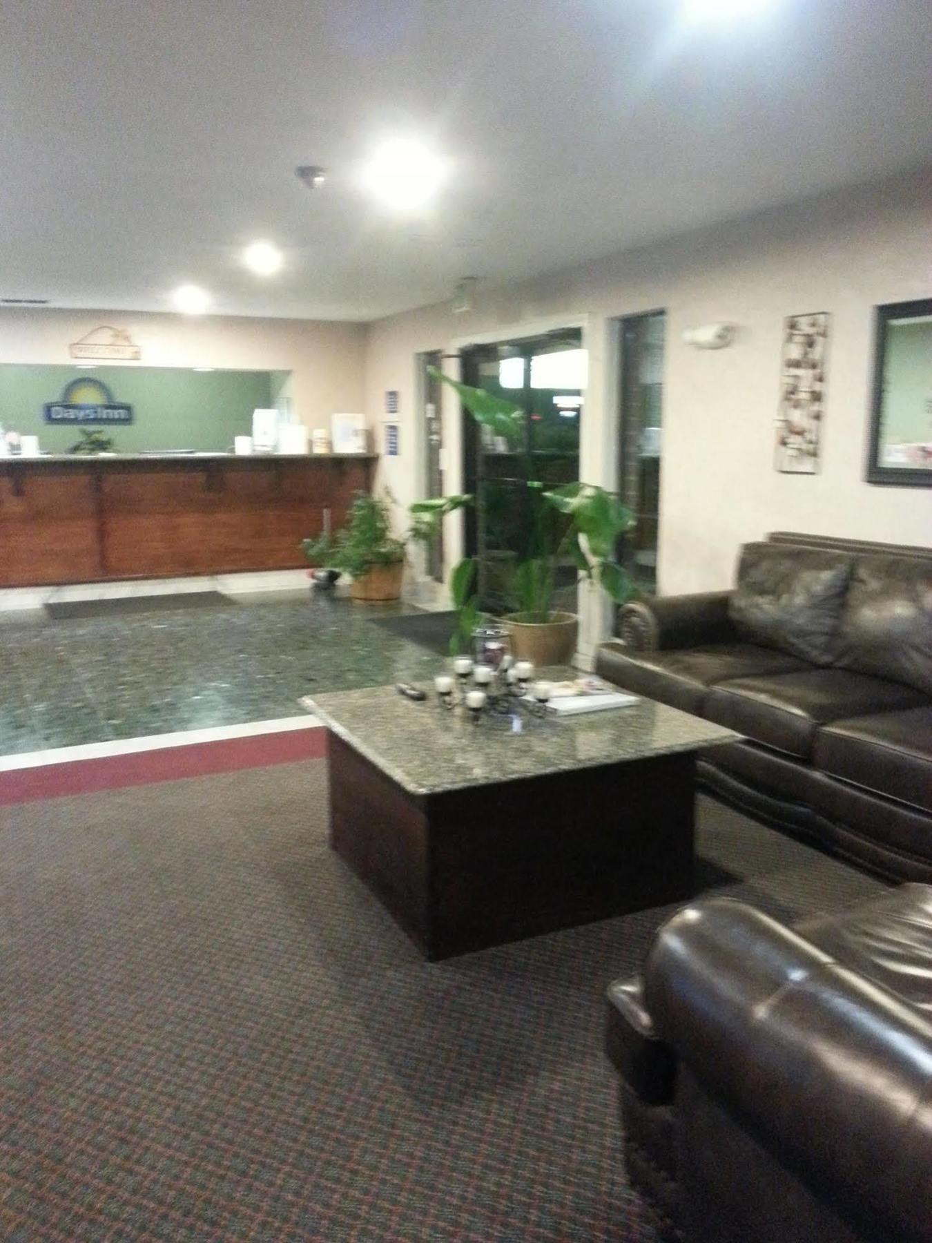 Days By Wyndham Hotel Granbury